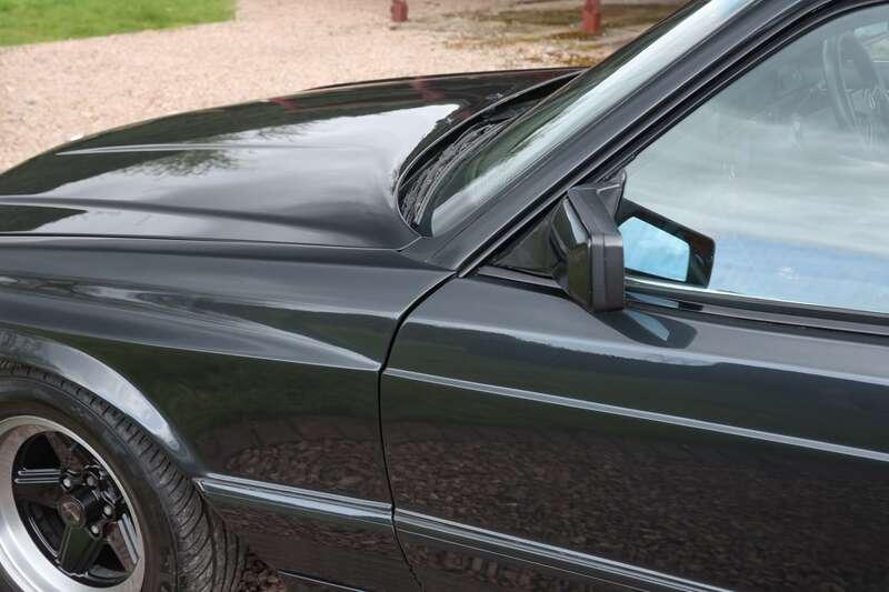 1989 Mercedes - Benz 560 SEC