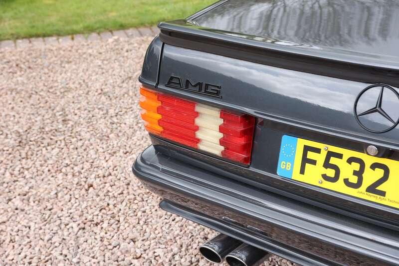 1989 Mercedes - Benz 560 SEC