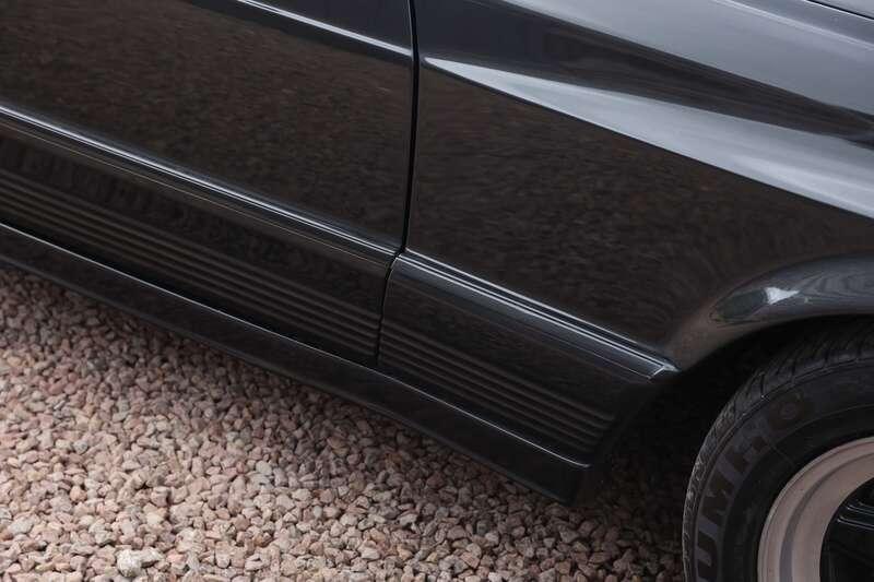 1989 Mercedes - Benz 560 SEC