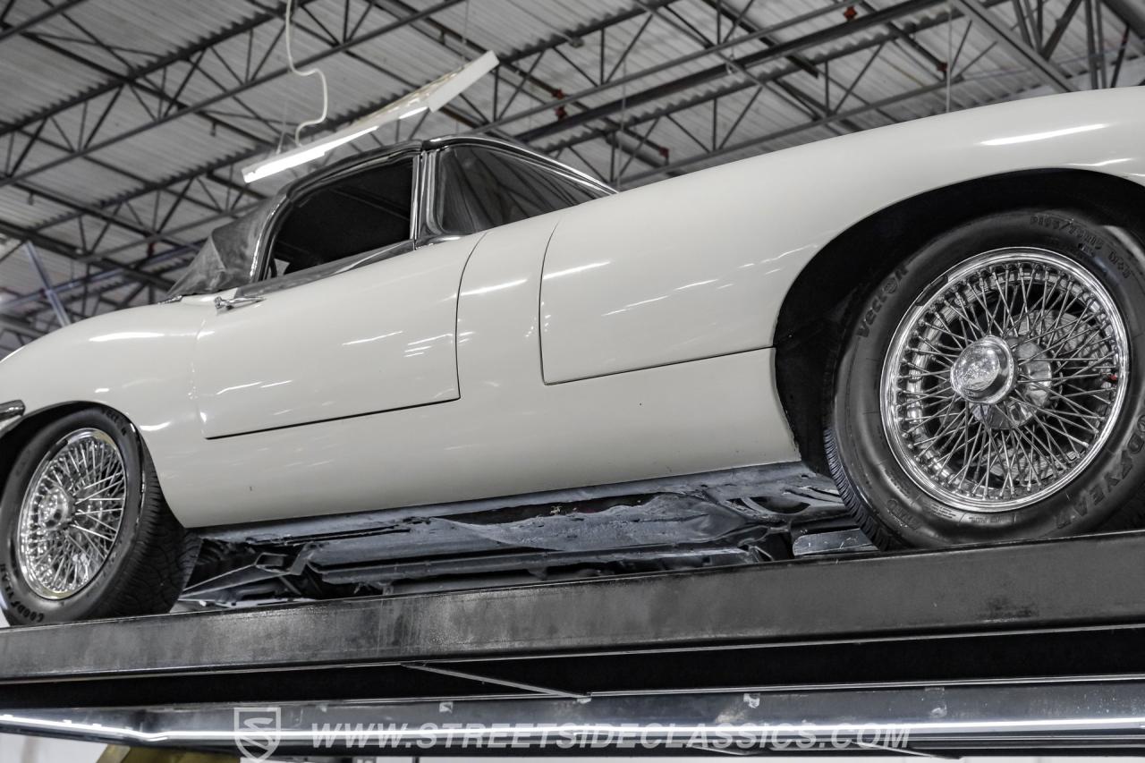 1969 Jaguar XKE Roadster