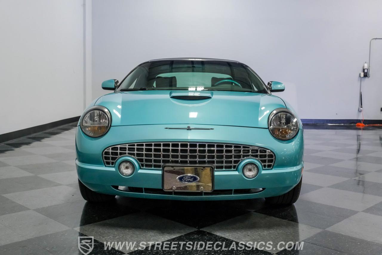 2002 Ford Thunderbird