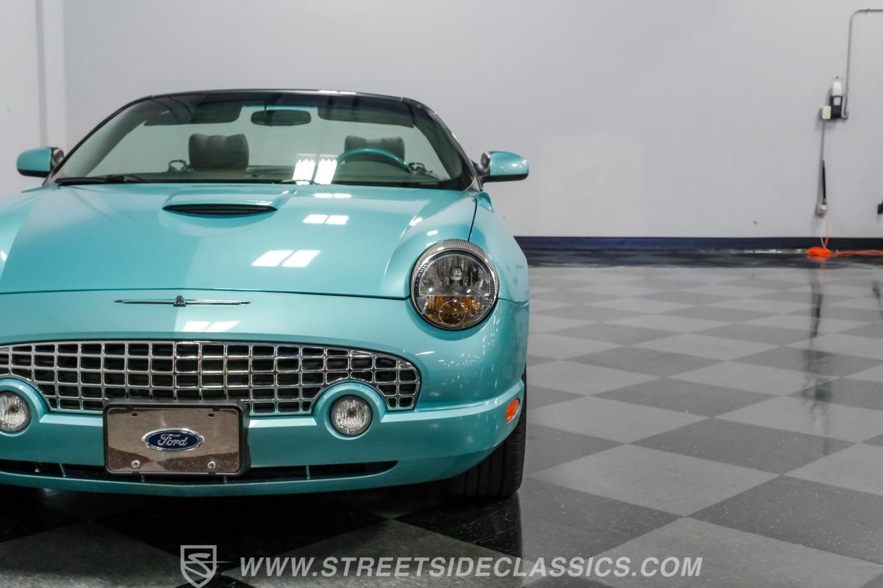 2002 Ford Thunderbird