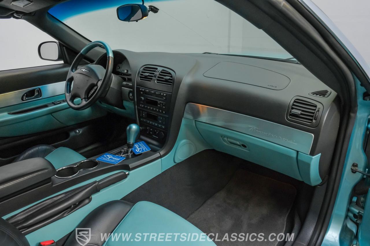 2002 Ford Thunderbird