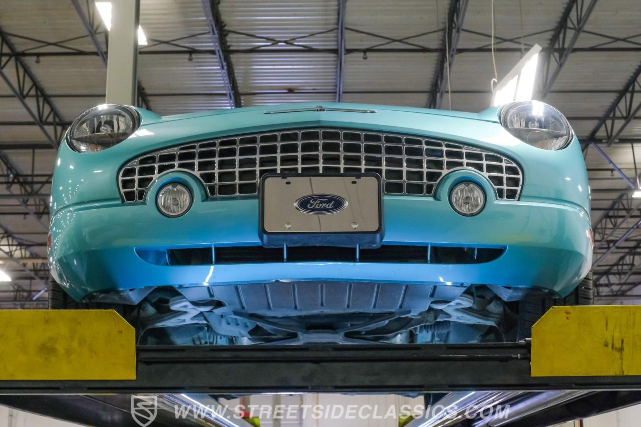 2002 Ford Thunderbird