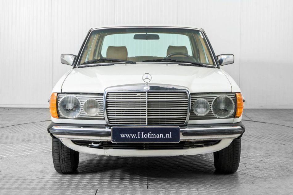 1980 Mercedes - Benz 300d w123