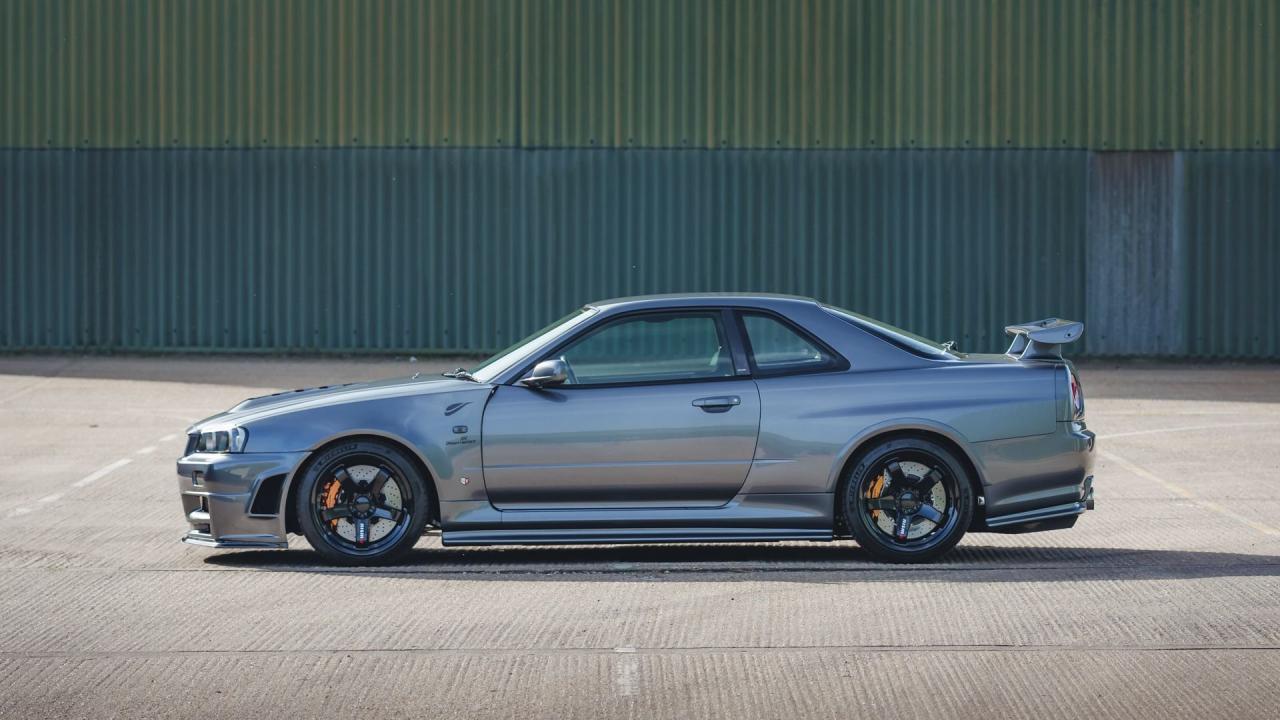 2002 Nissan Skyline GT-R CRS by NISMO