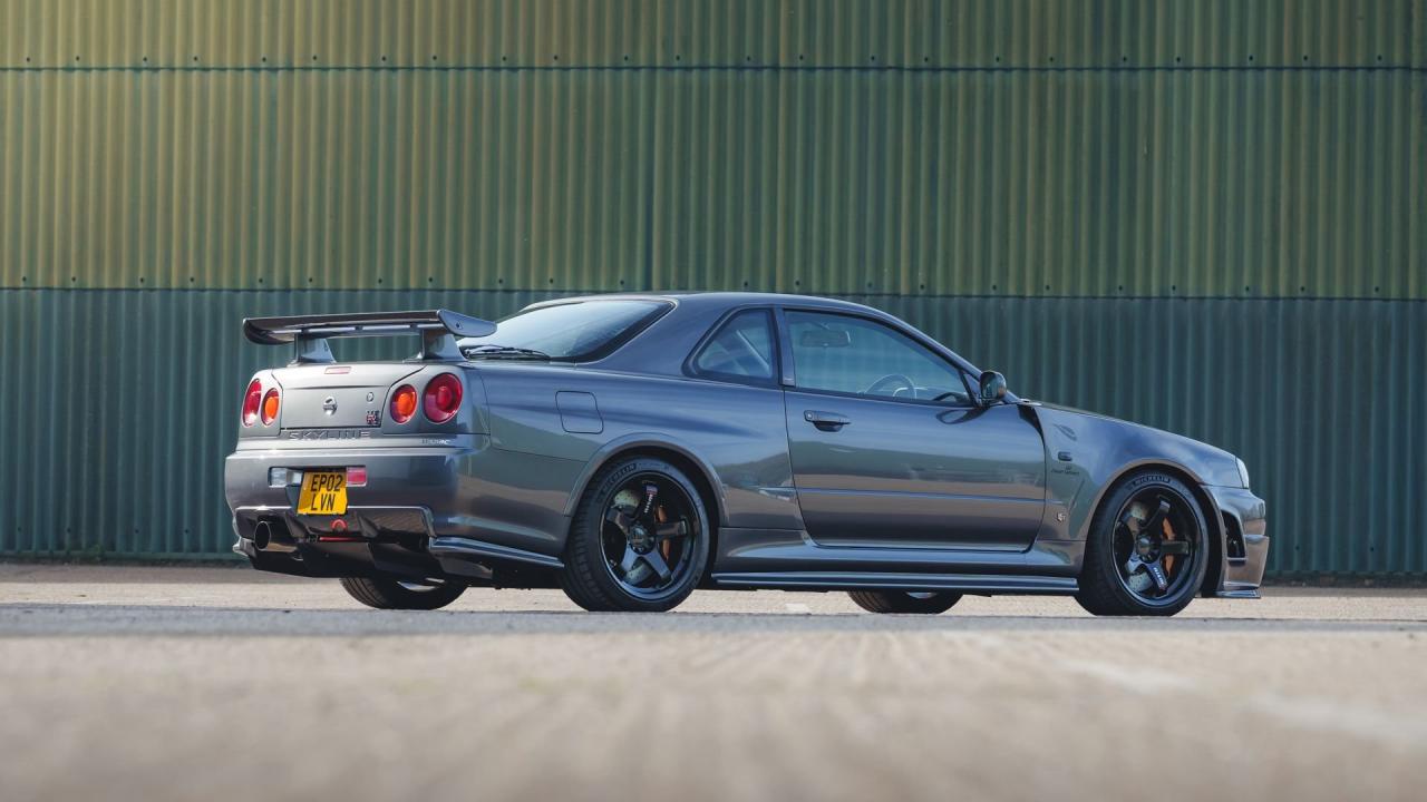2002 Nissan Skyline GT-R CRS by NISMO