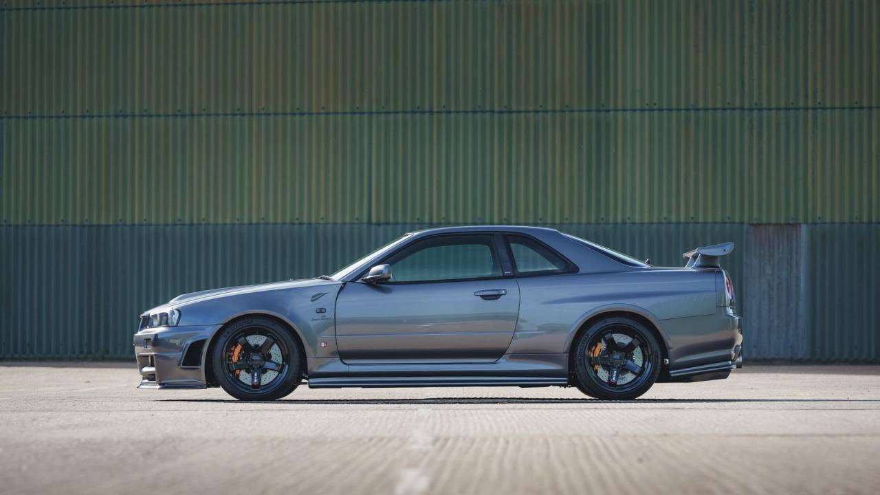 2002 Nissan Skyline GT-R CRS by NISMO