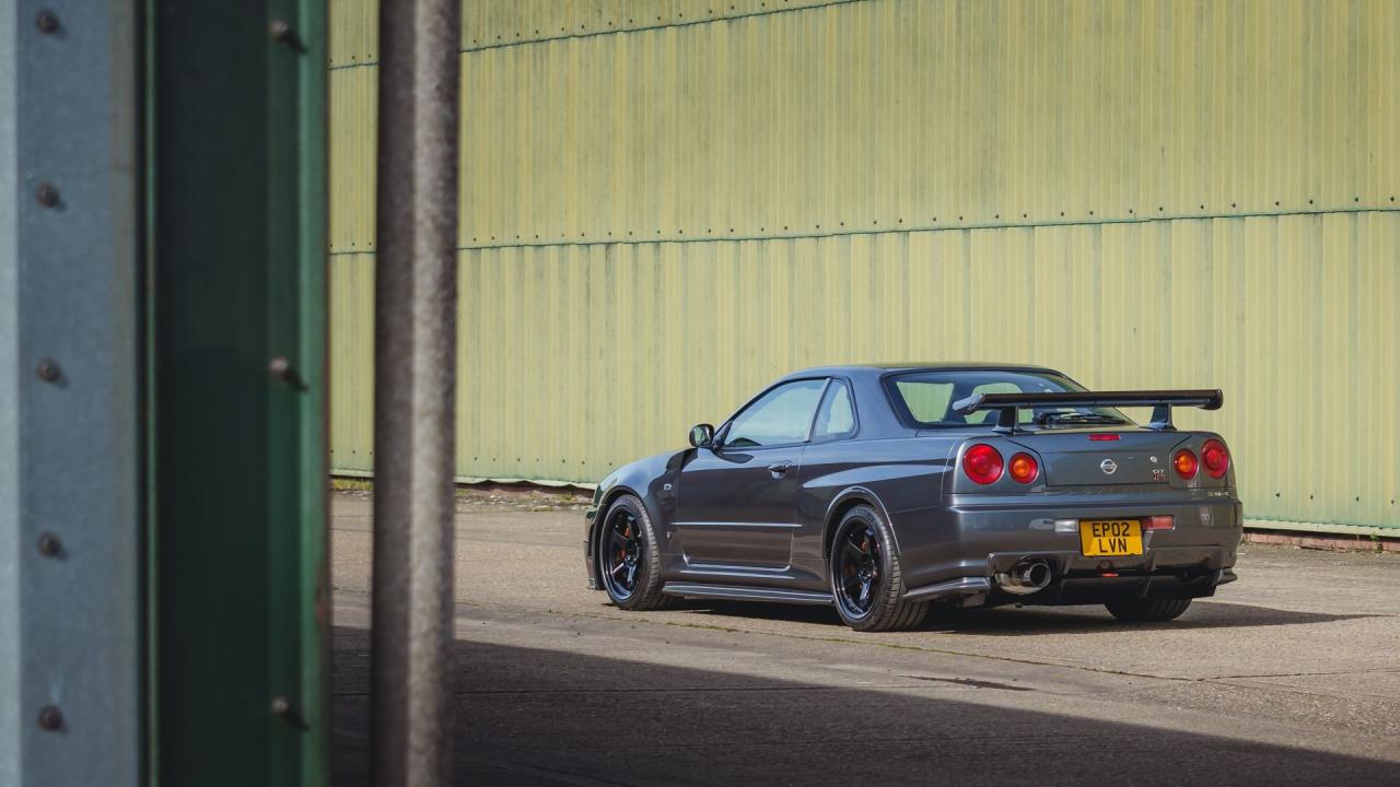 2002 Nissan Skyline GT-R CRS by NISMO