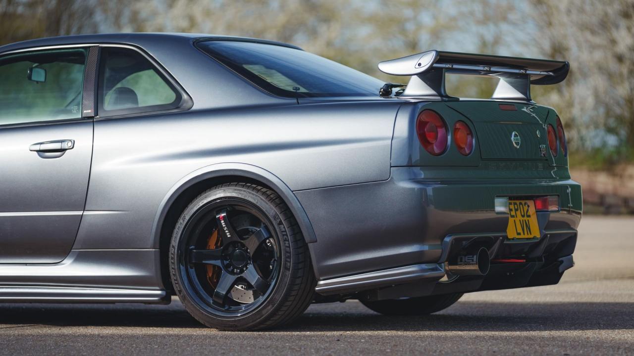 2002 Nissan Skyline GT-R CRS by NISMO