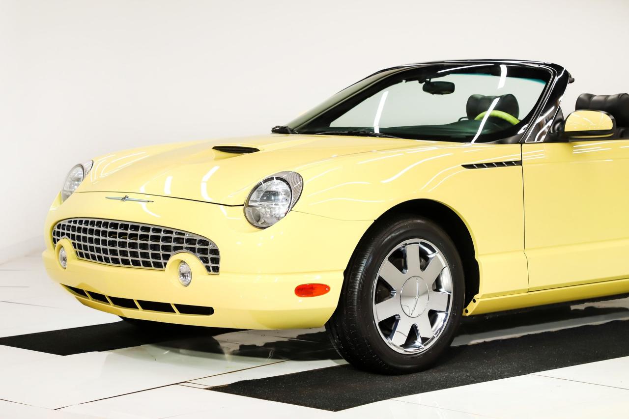 2002 Ford Thunderbird Premium