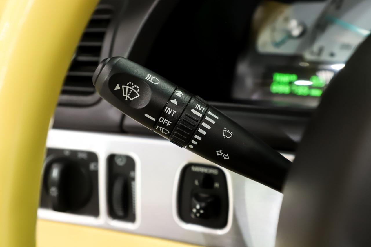 2002 Ford Thunderbird Premium