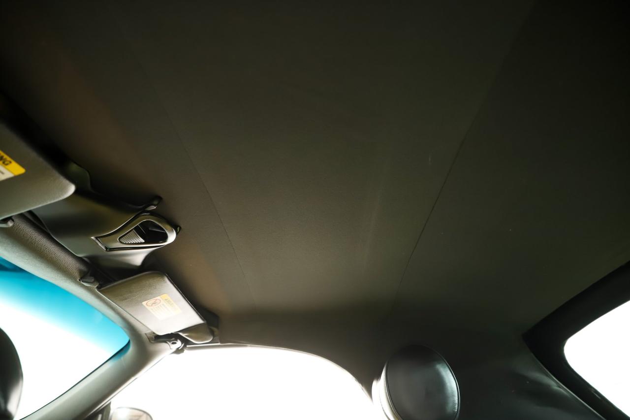 2002 Ford Thunderbird Premium