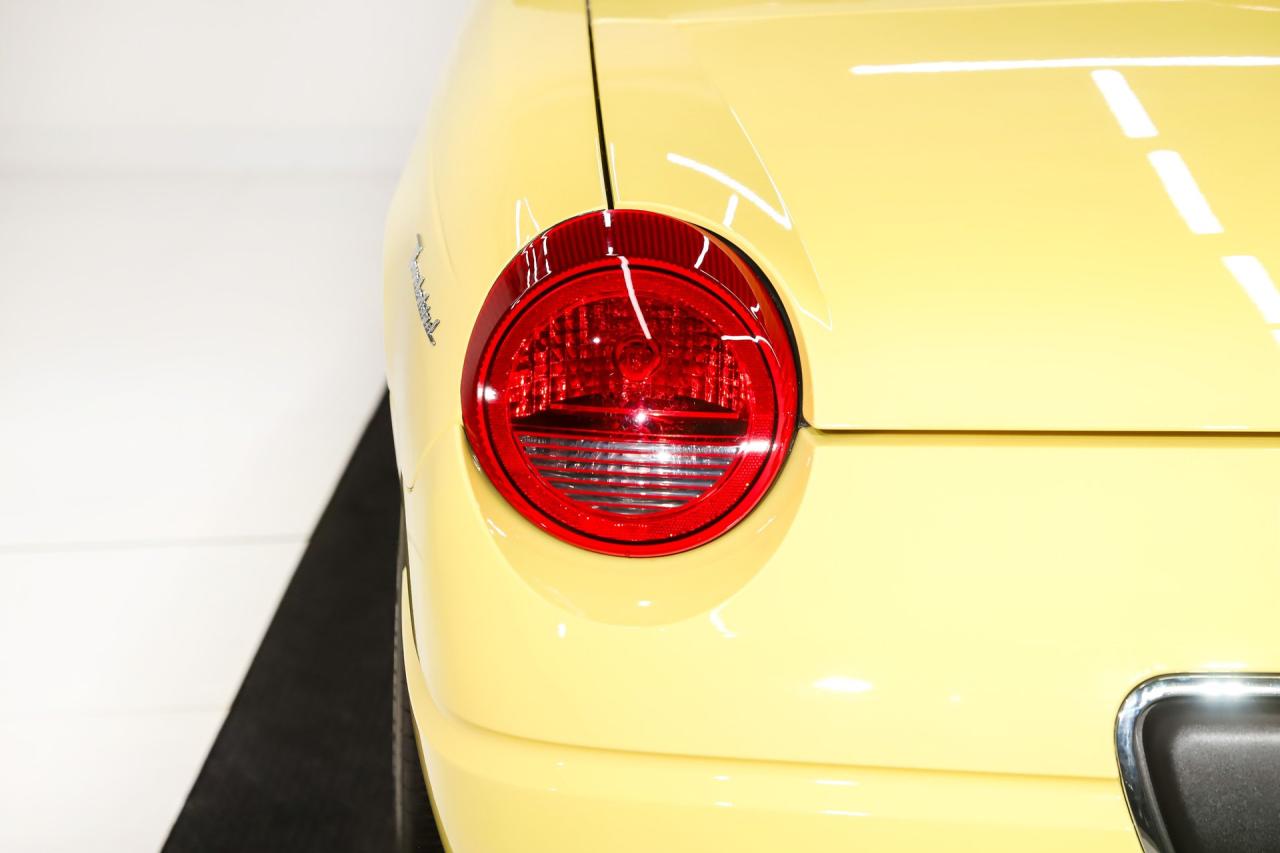 2002 Ford Thunderbird Premium