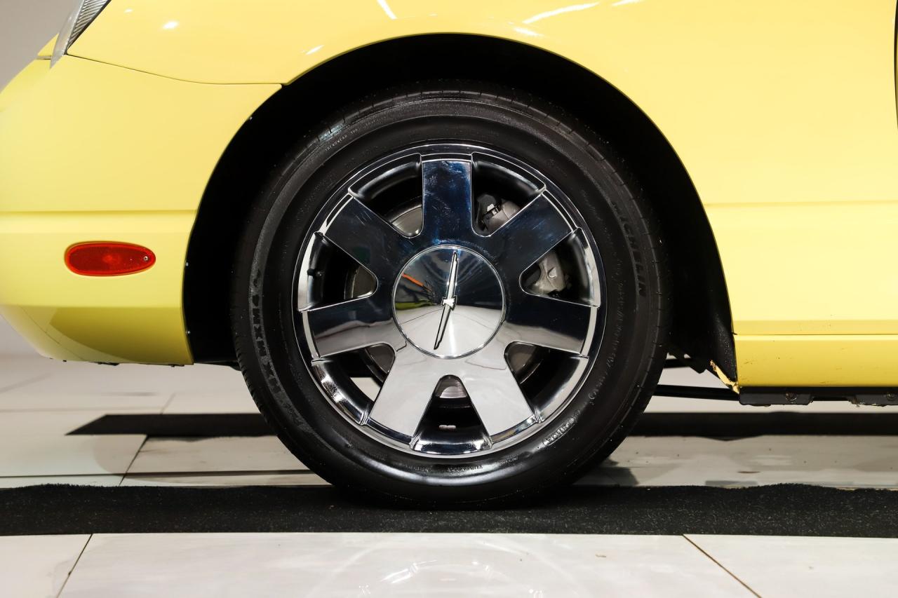 2002 Ford Thunderbird Premium