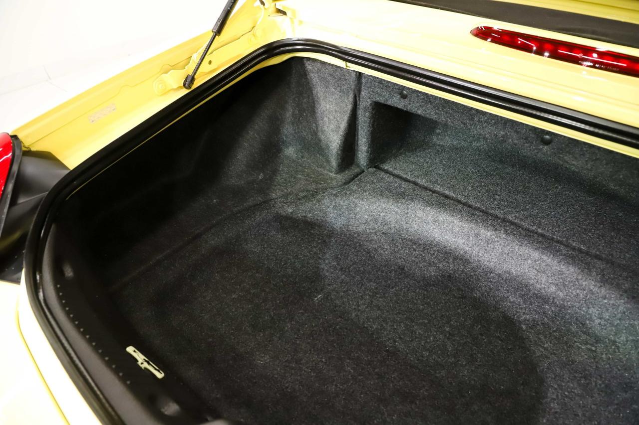 2002 Ford Thunderbird Premium