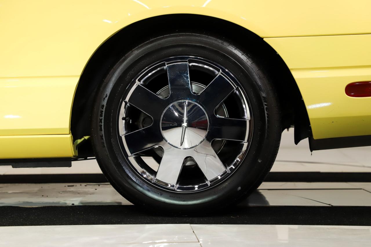 2002 Ford Thunderbird Premium