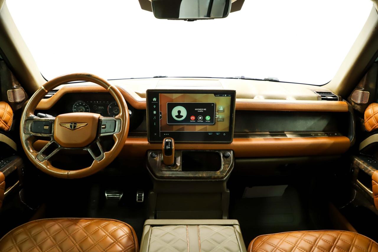 2020 Land Rover Defender Dolus