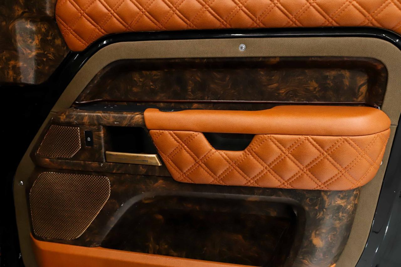 2020 Land Rover Defender Dolus