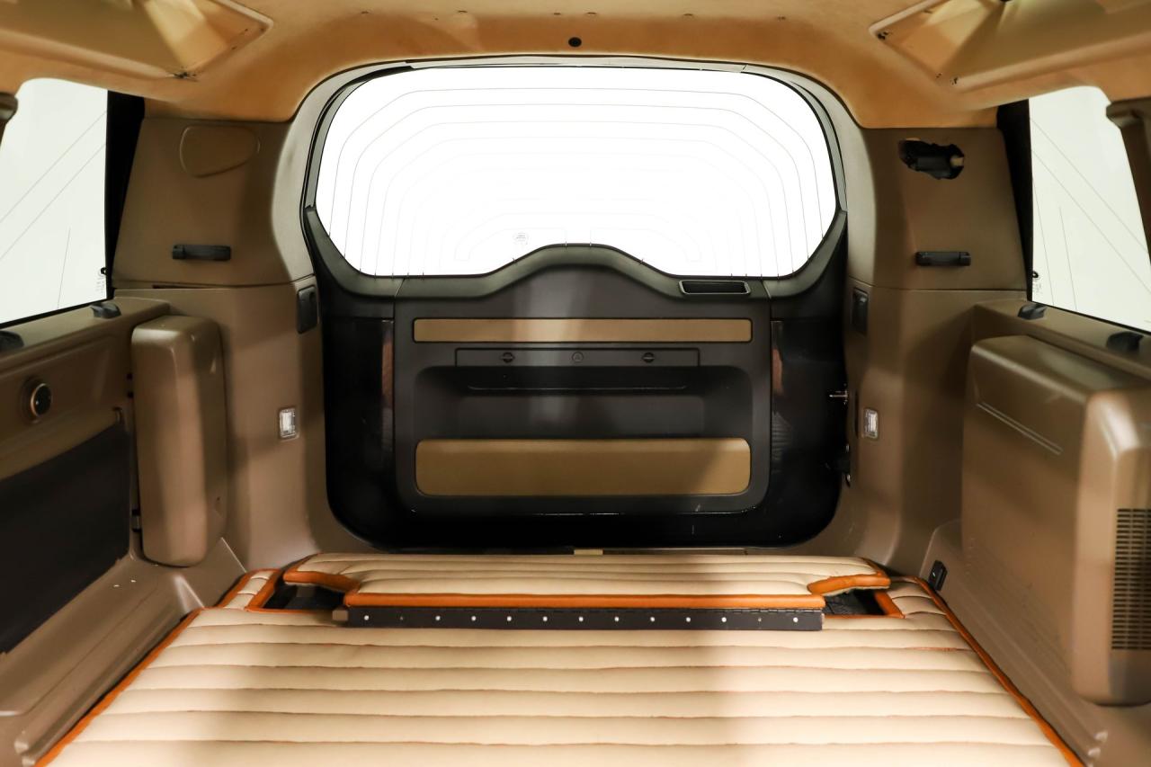 2020 Land Rover Defender Dolus