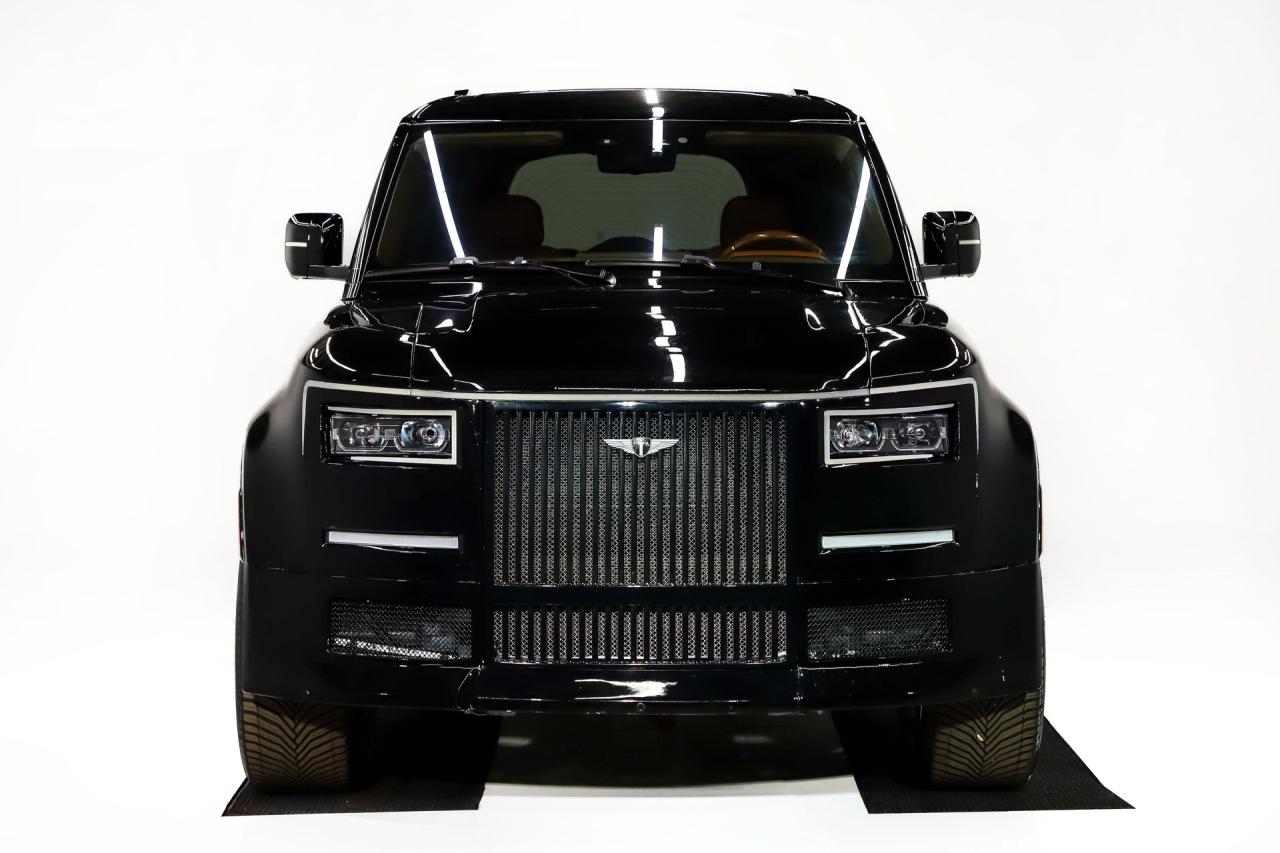 2020 Land Rover Defender Dolus