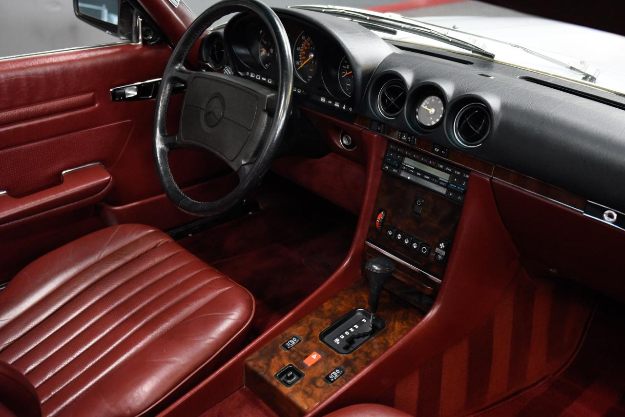 1988 Mercedes - Benz 560 SL