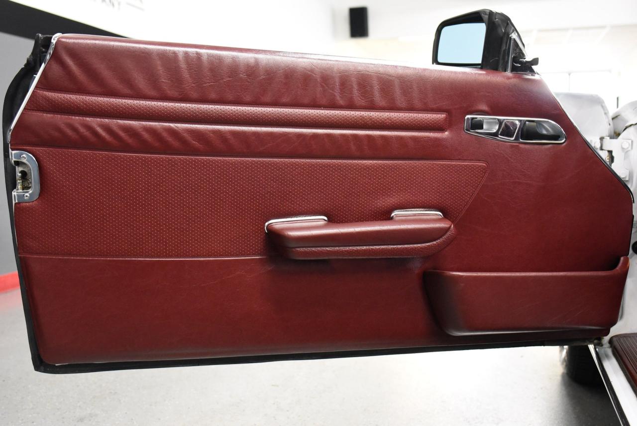 1988 Mercedes - Benz 560 SL