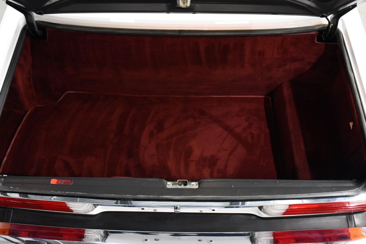 1988 Mercedes - Benz 560 SL