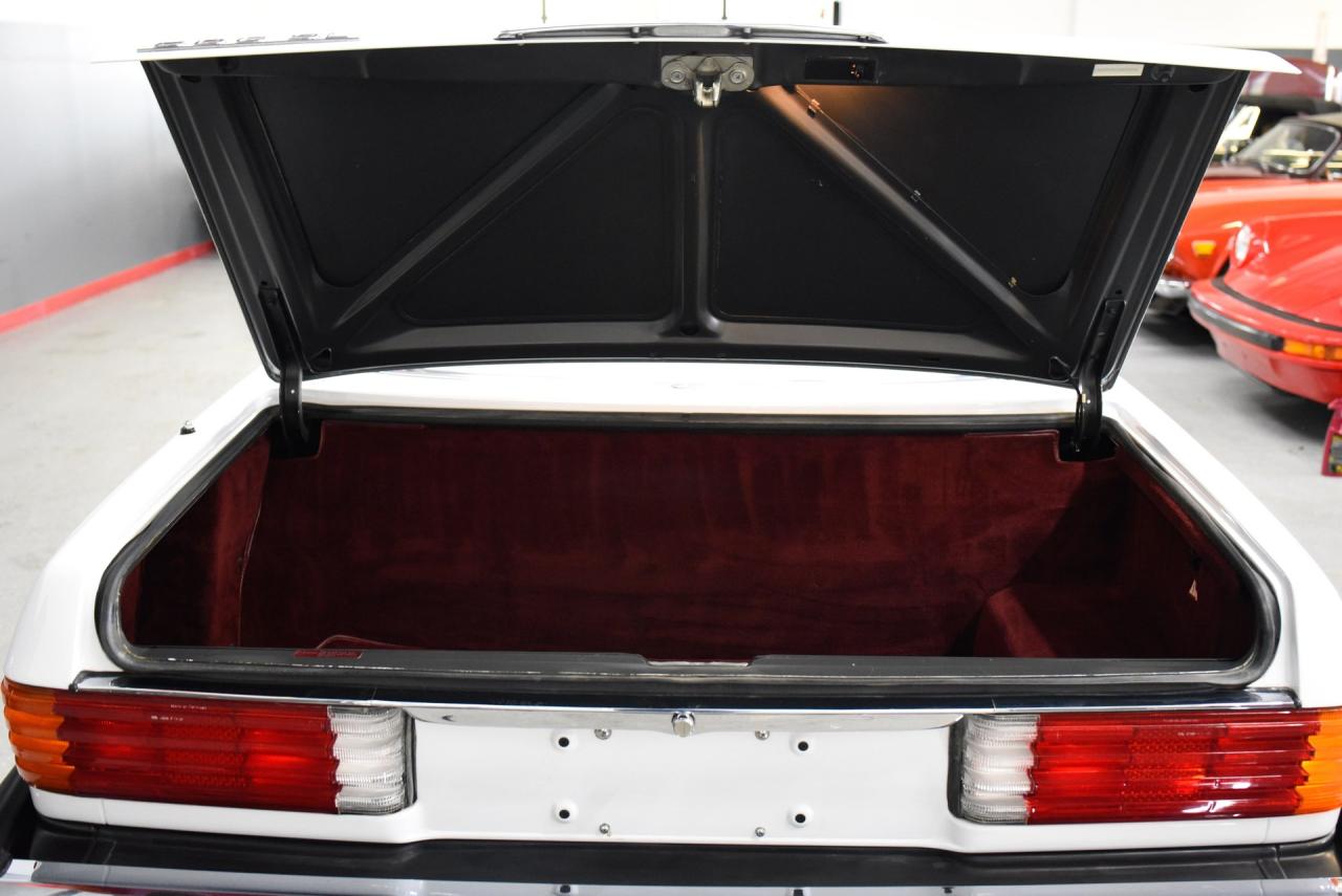 1988 Mercedes - Benz 560 SL