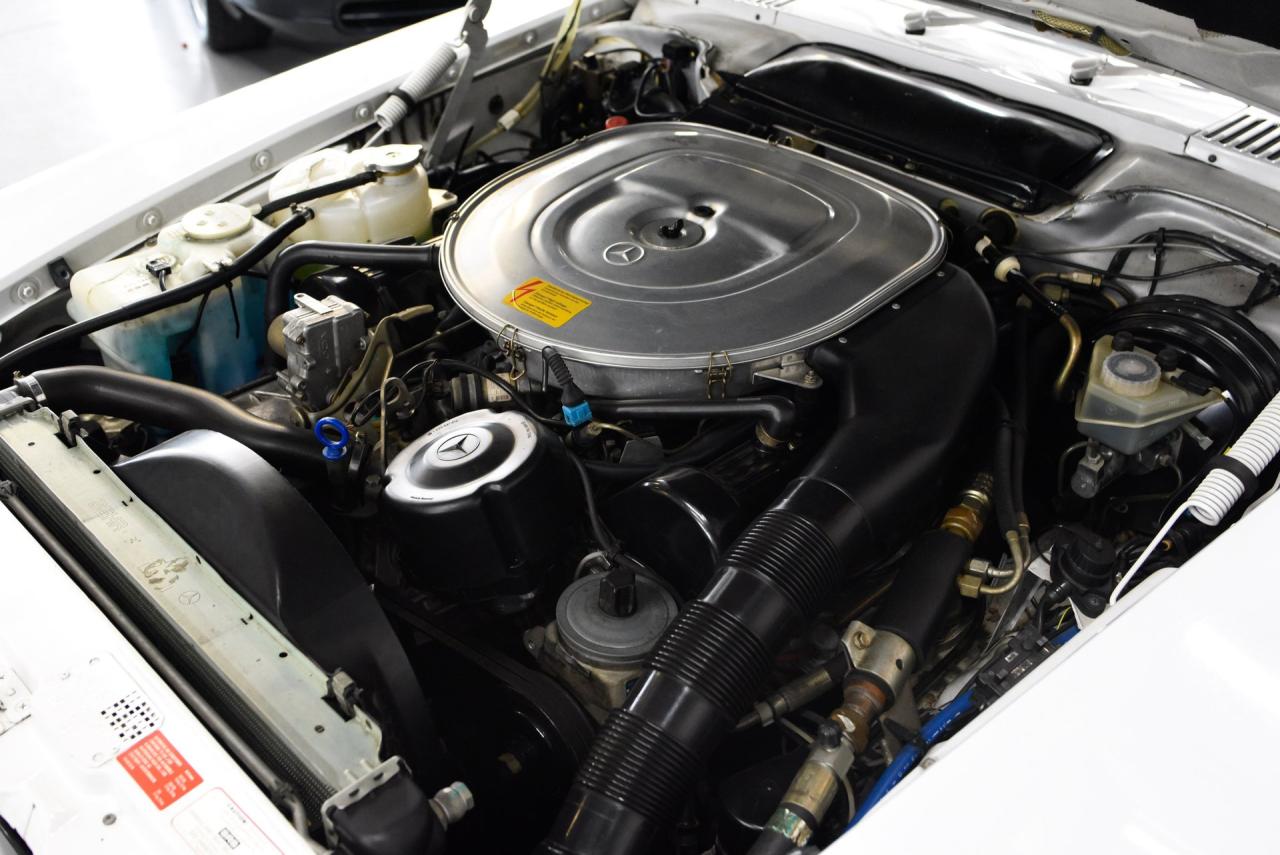 1988 Mercedes - Benz 560 SL