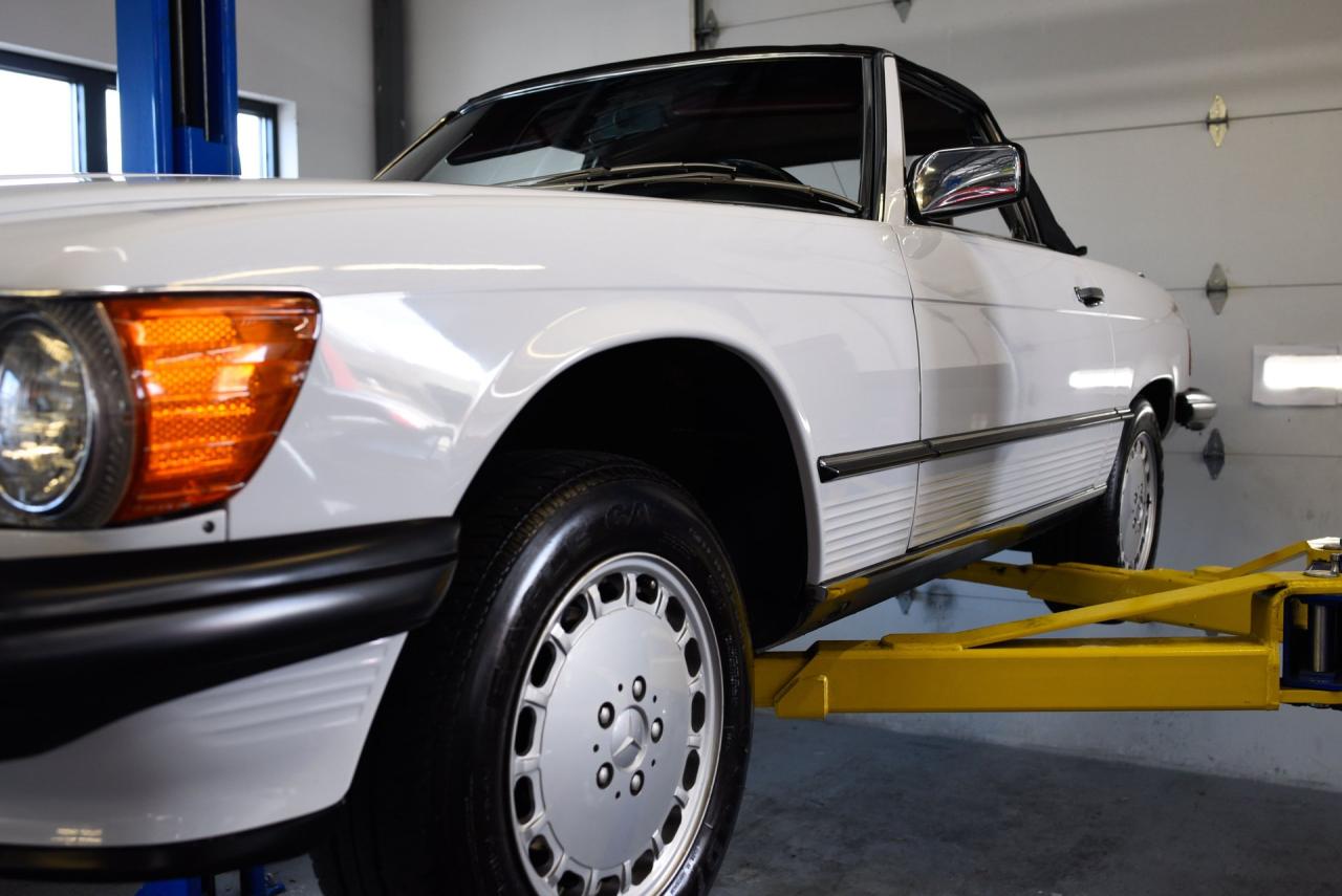 1988 Mercedes - Benz 560 SL