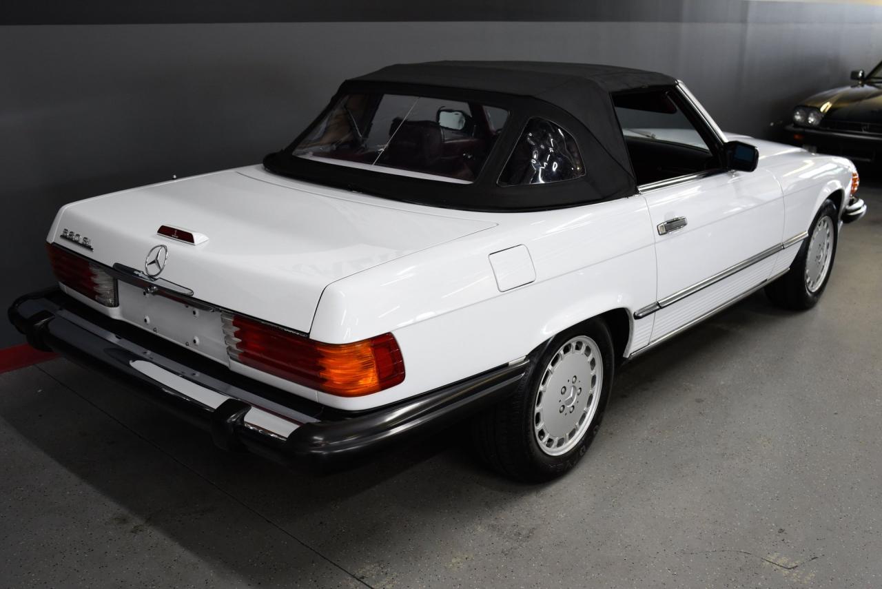 1988 Mercedes - Benz 560 SL