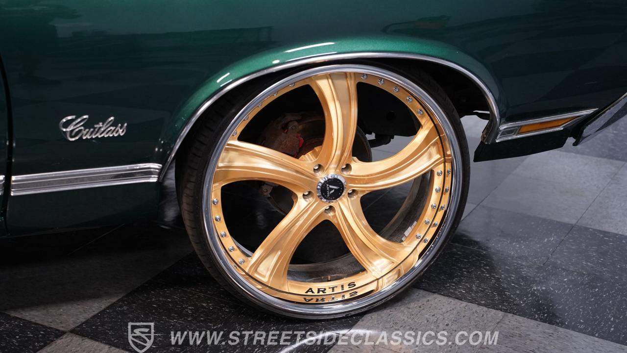 1971 Oldsmobile Cutlass Supreme Convertible