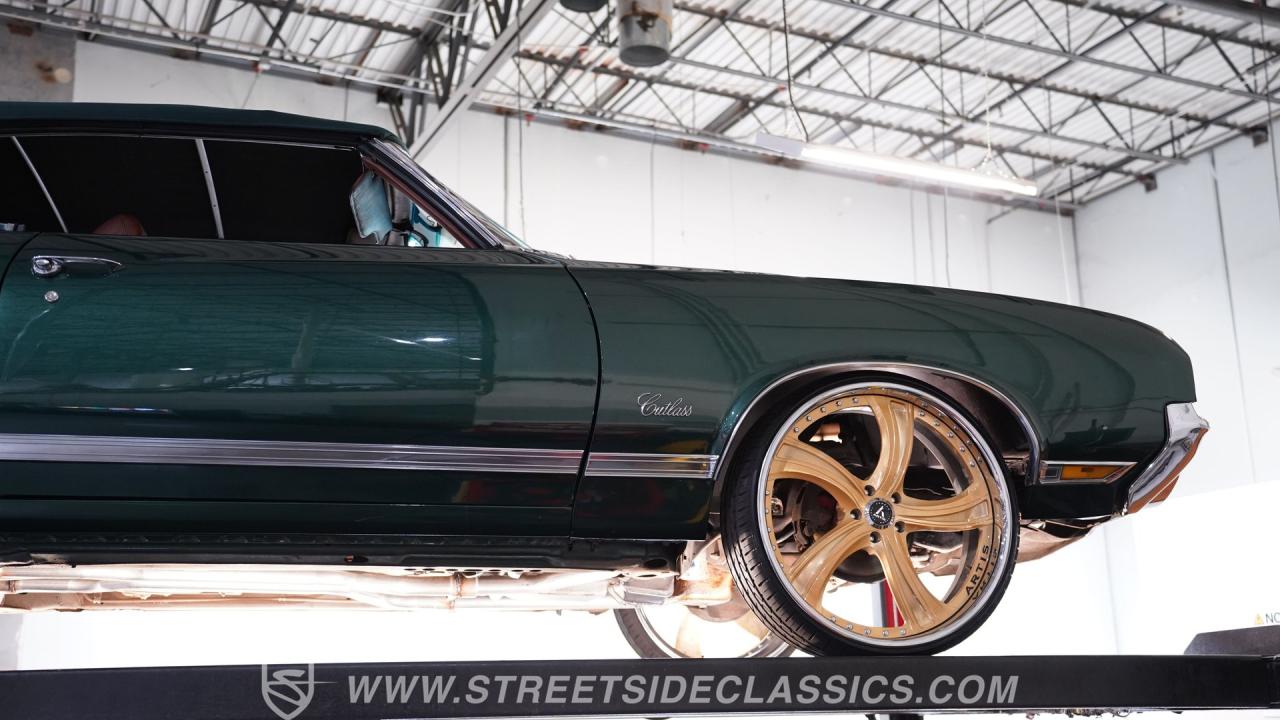 1971 Oldsmobile Cutlass Supreme Convertible