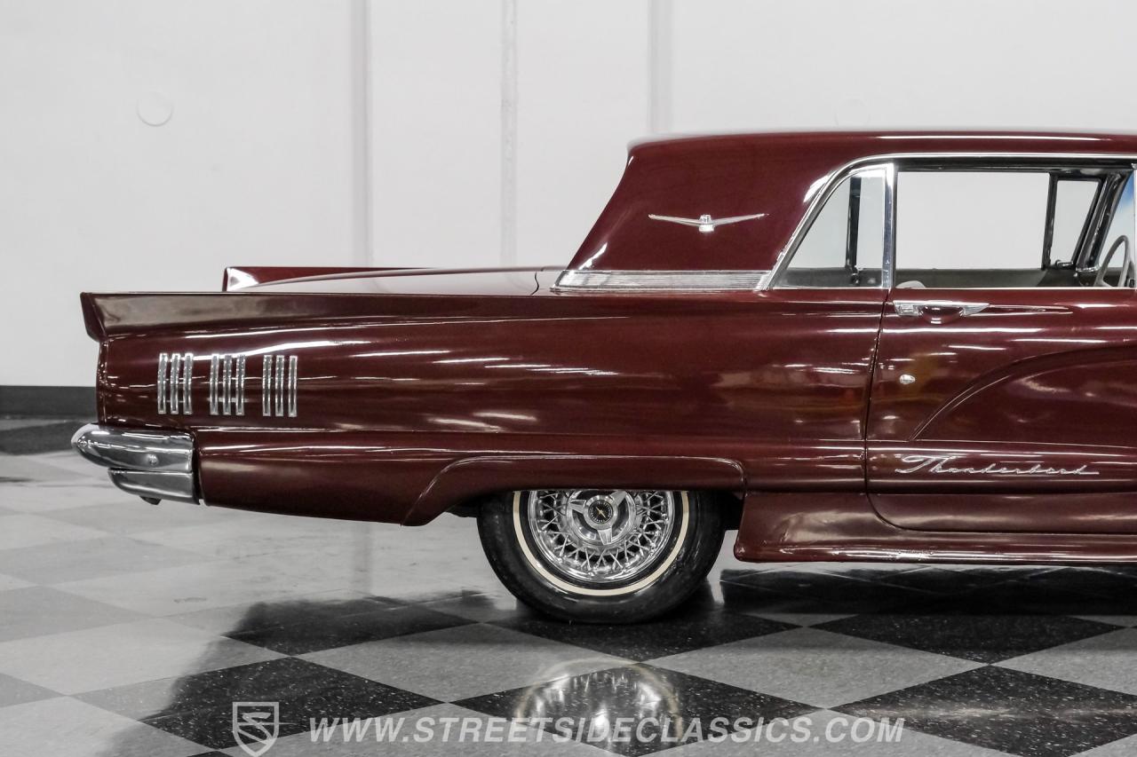 1960 Ford Thunderbird