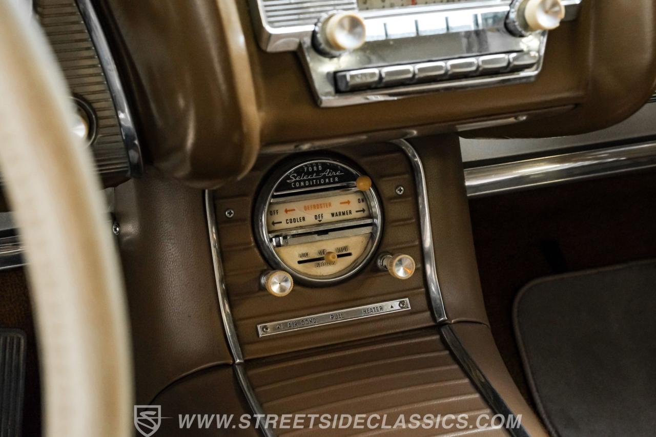 1960 Ford Thunderbird