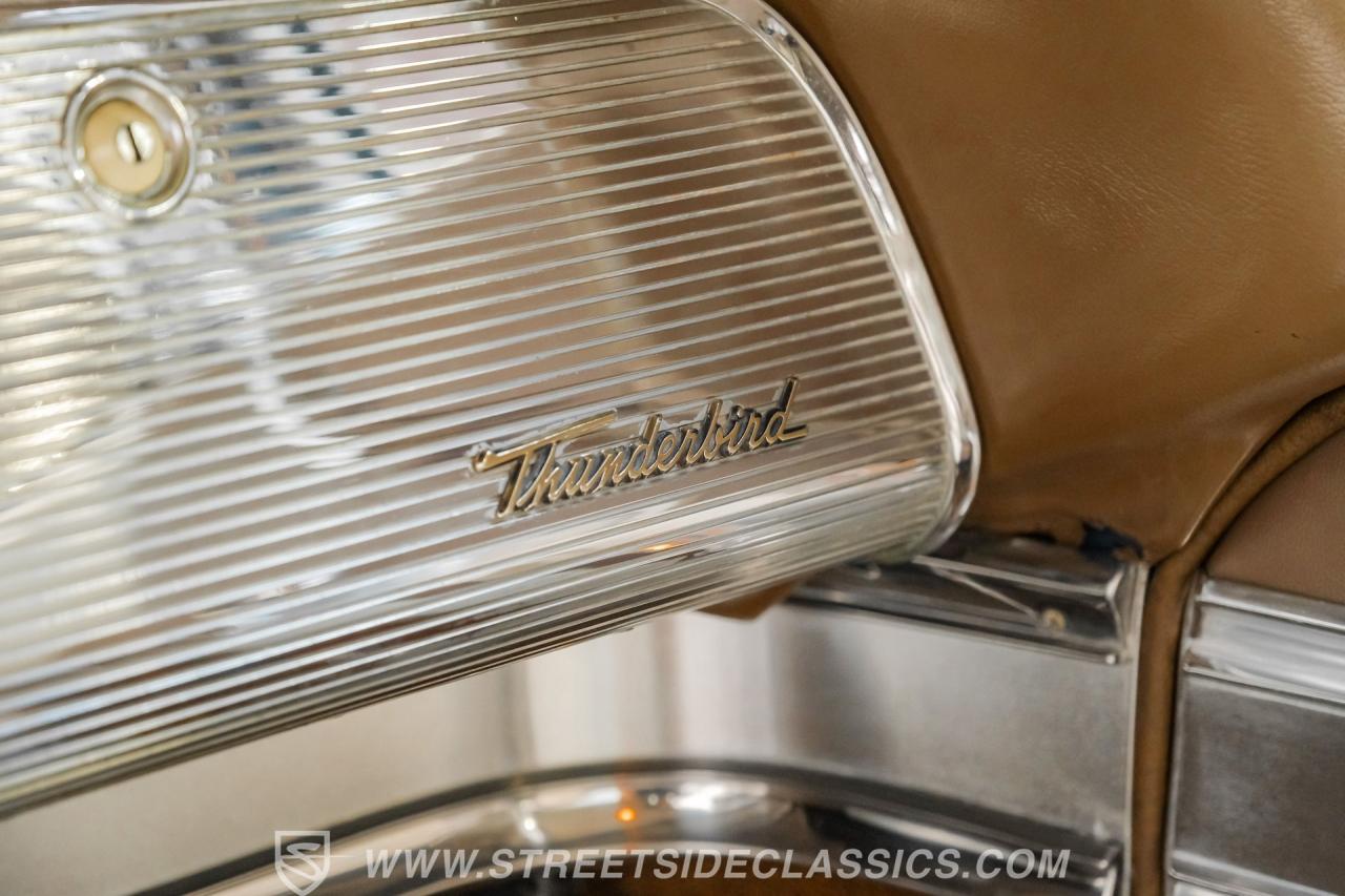 1960 Ford Thunderbird