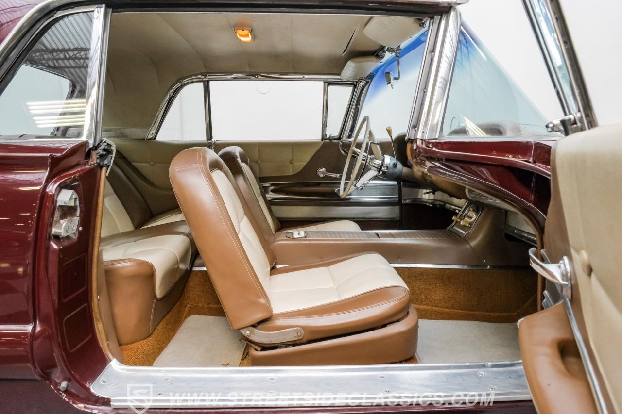1960 Ford Thunderbird