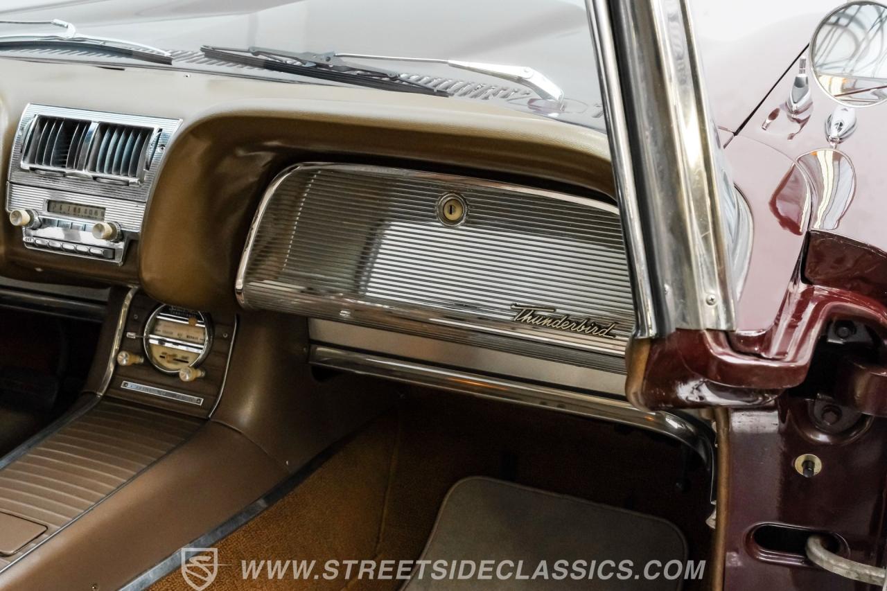 1960 Ford Thunderbird