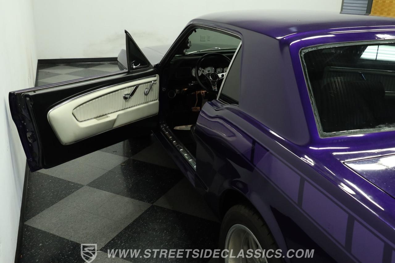 1966 Ford Mustang Restomod