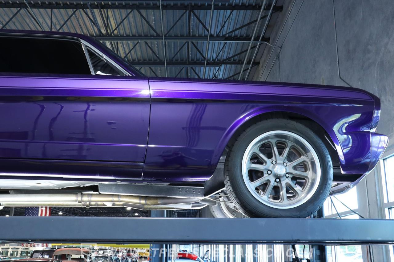 1966 Ford Mustang Restomod