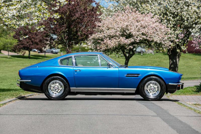 1974 Aston Martin V8 SERIES 3