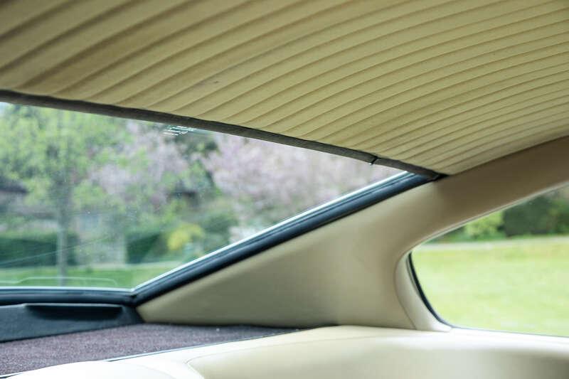 1974 Aston Martin V8 SERIES 3