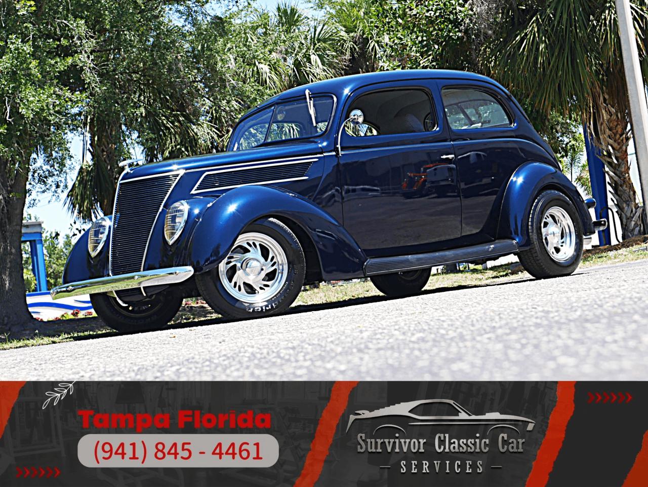 1937 Ford Deluxe Humpback 2-Door Sedan