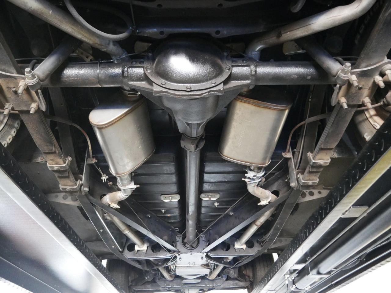 1937 Ford Deluxe Humpback 2-Door Sedan