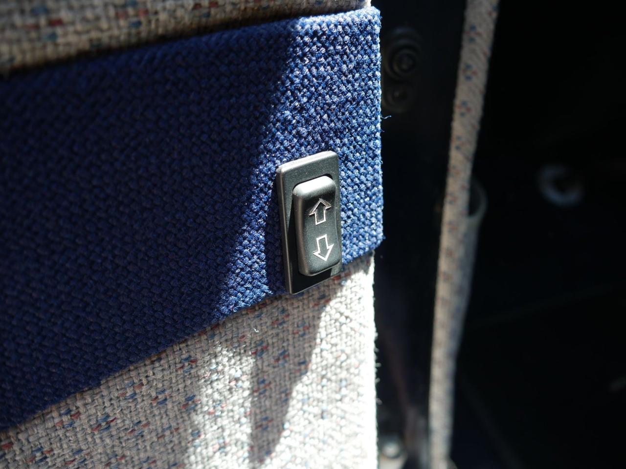 1937 Ford Deluxe Humpback 2-Door Sedan