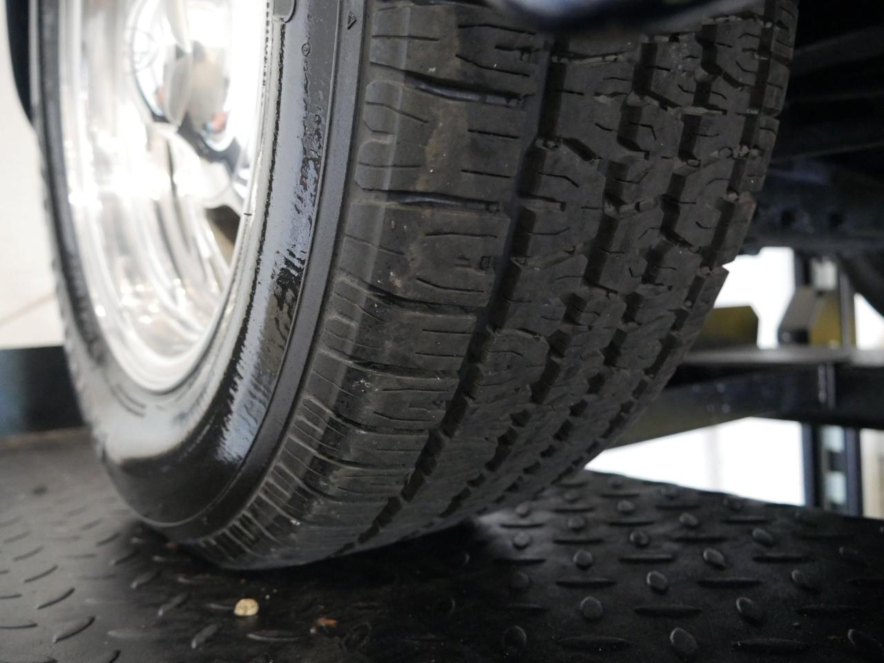 1937 Ford Deluxe Humpback 2-Door Sedan