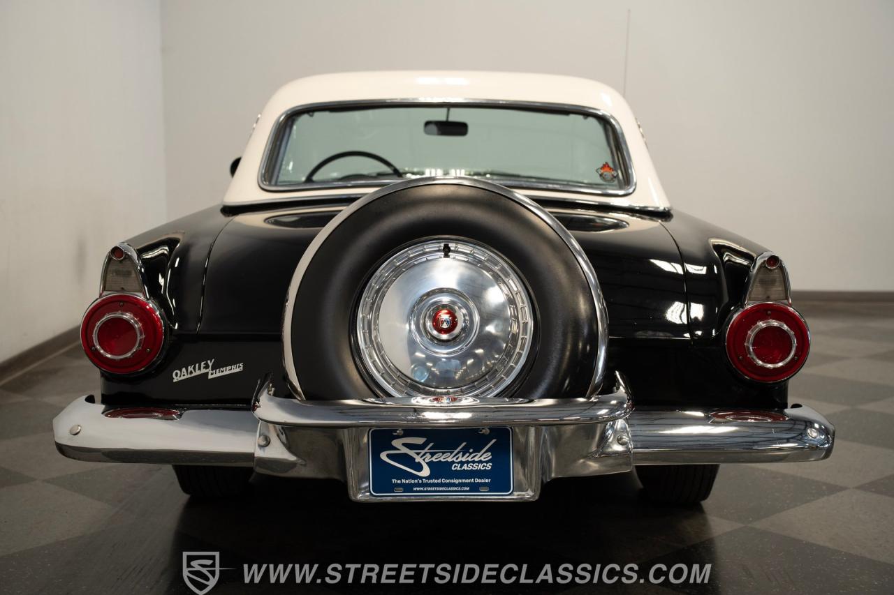 1956 Ford Thunderbird