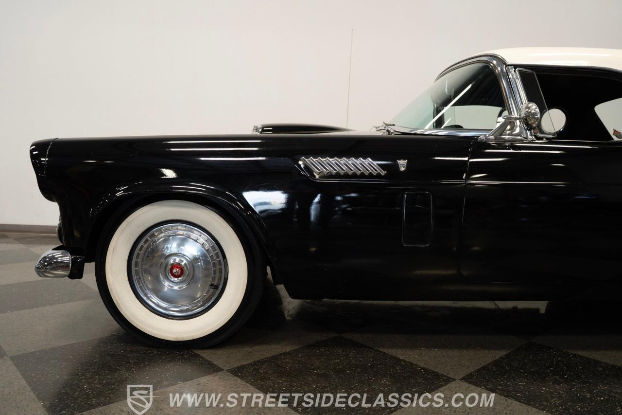 1956 Ford Thunderbird