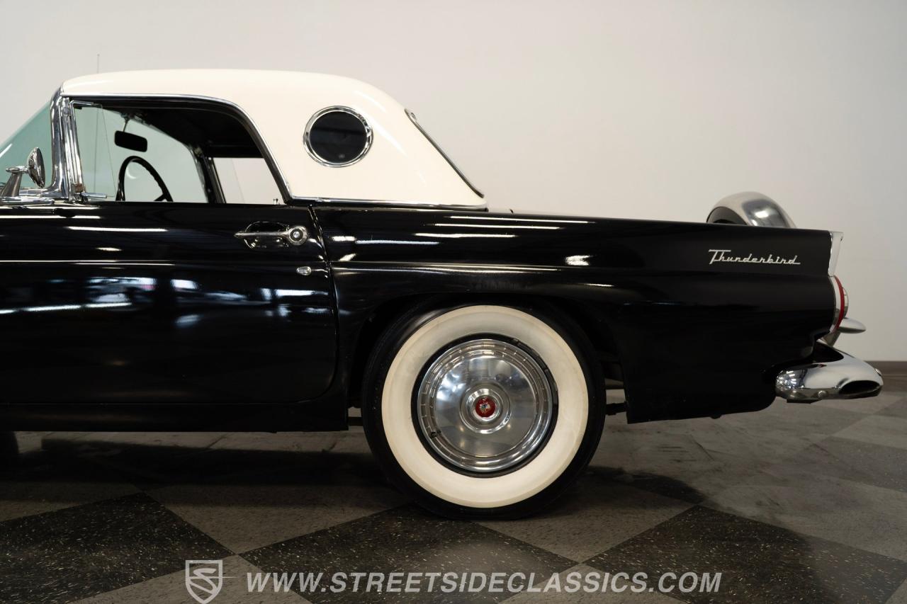 1956 Ford Thunderbird